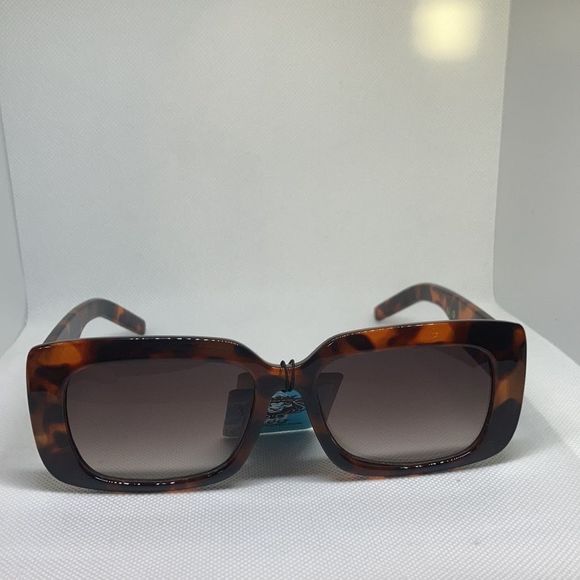 Kleo Tortoise Shell Frame Women’s Sunglasses - Picture 2 of 3